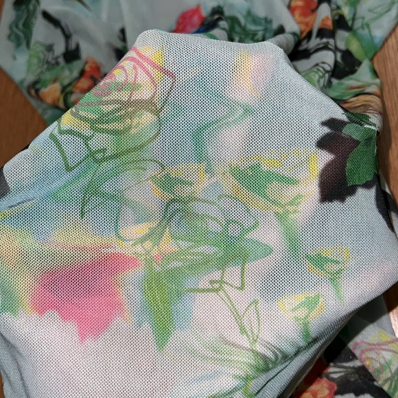 Abstract Fairy Garden Printed Sheer Top - Picture 6 of 10